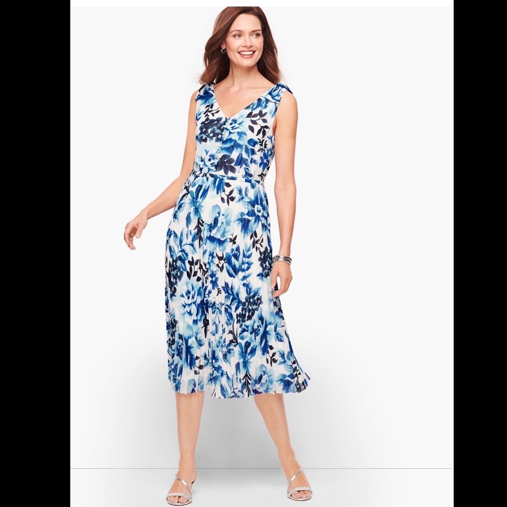NWT Talbots Watercolor Blooms Pleated Fit and Flare Dress